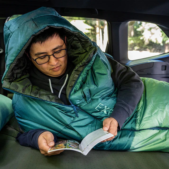 Exped Dreamwalker Wearable Sleeping Bag Quilt Lifestyle 3