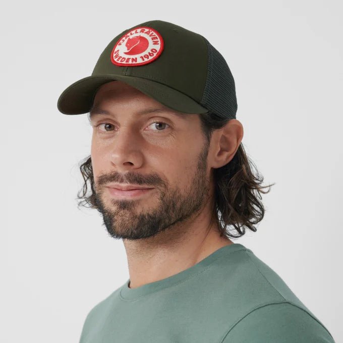 Fjallraven 1960 Logo Långtradarkeps Trucker Cap Model Front On