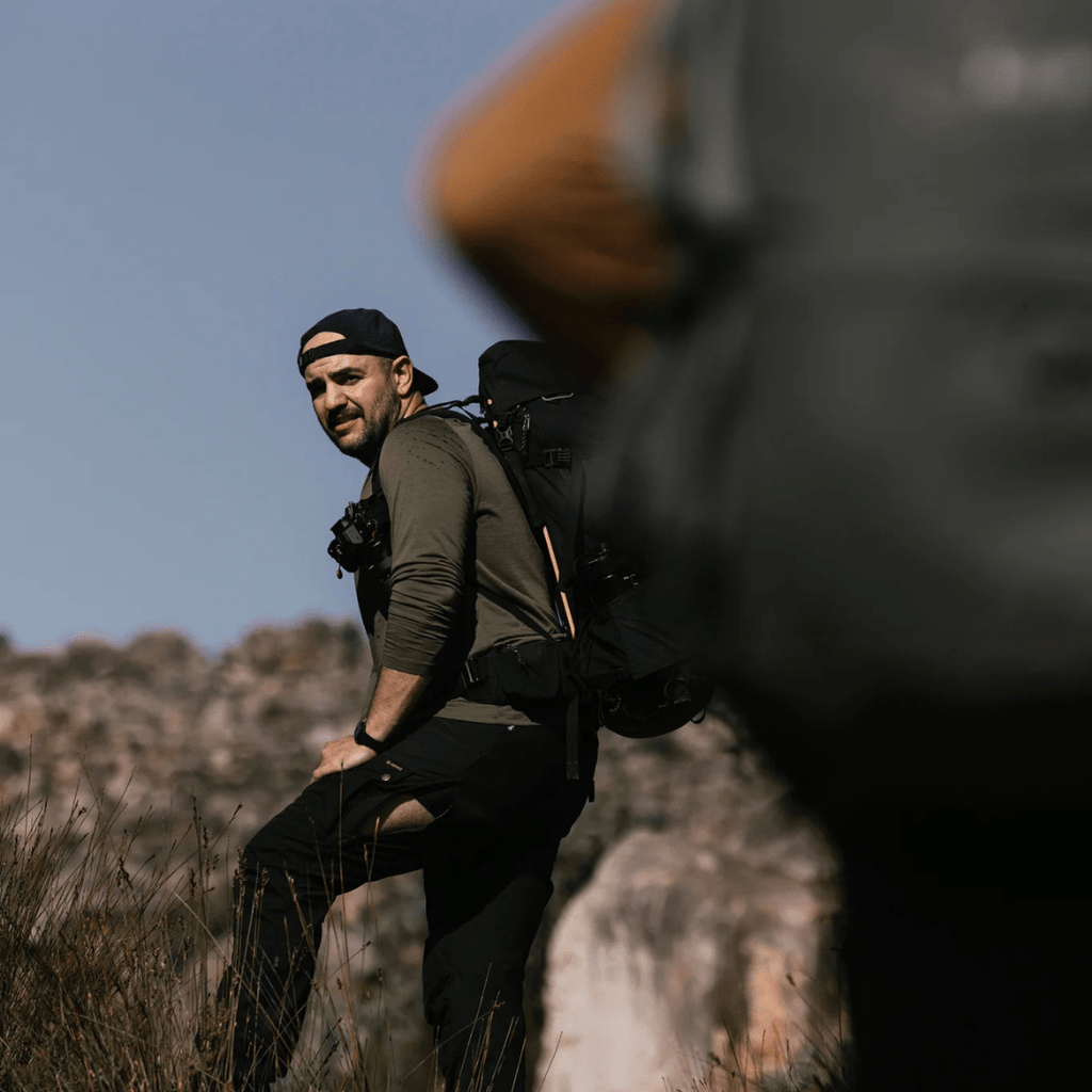 Fjallraven Men's Abisko Wool Long Sleeved Base Layer / First Layer Lifestyle