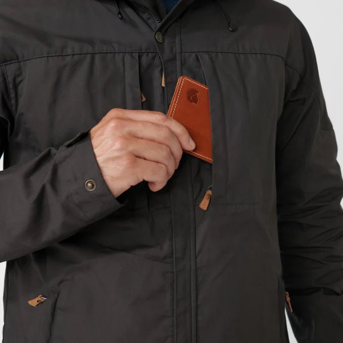 Fjallraven Men's Skogso Jacket Model Torso Pocket