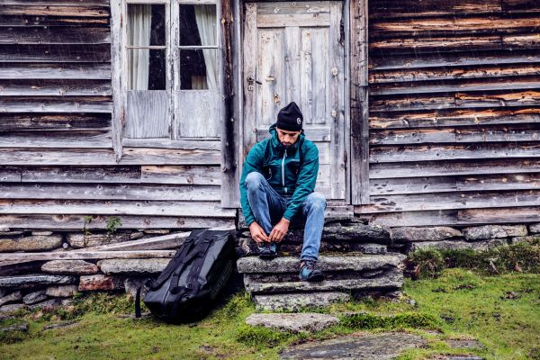 Ortlieb Duffel Bag Lifestyle Outside Cabin