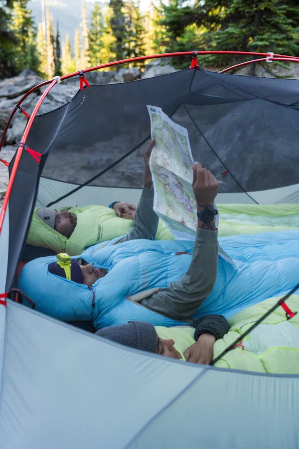 Therm-A-Rest Boost 20F / -6C Down Sleeping Bag Lifestyle 3