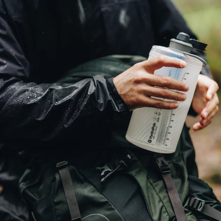 Hydrapak Flux+ 1.5L Water Bottle in Clear / HP Blue