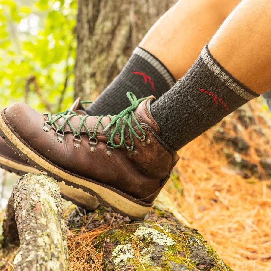 Darn Tough Hiker Boot Midweight with Full Cushion Socks Rock