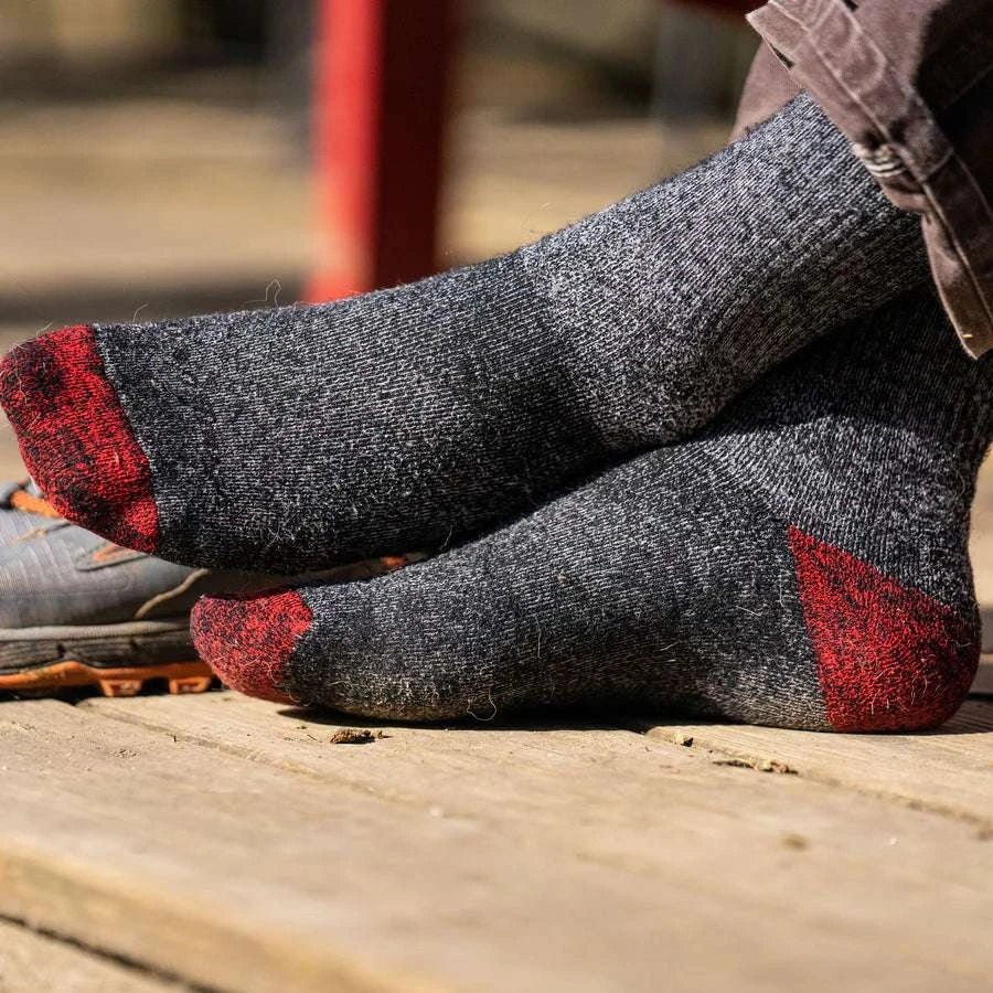 Darn ToughDarn Tough Mountaineering Over-the-Calf Heavyweight Hiking Socks