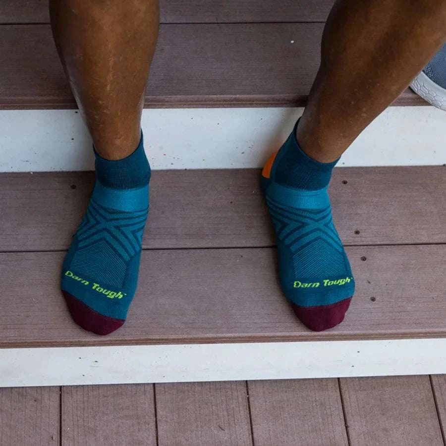Darn ToughDarn Tough Run 1/4 Ultra-Lightweight Running Socks