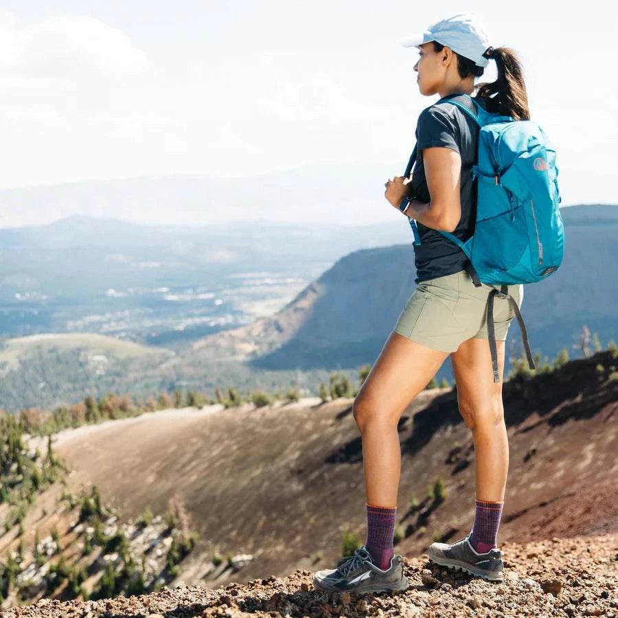 Darn ToughDarn Tough Women's Hiker Micro Crew Midweight Hiking Socks