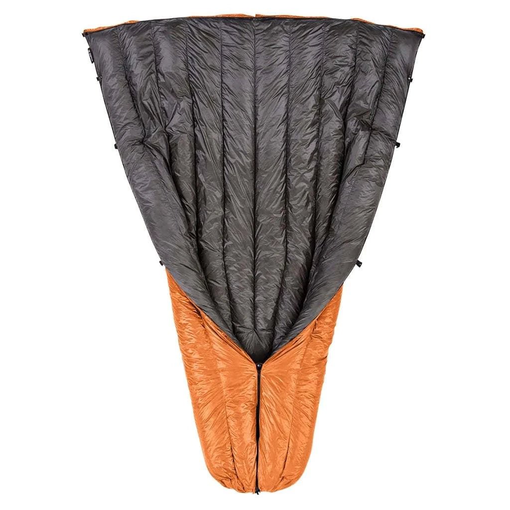 Enlightened Equipment Revelation 850 Quilt Open