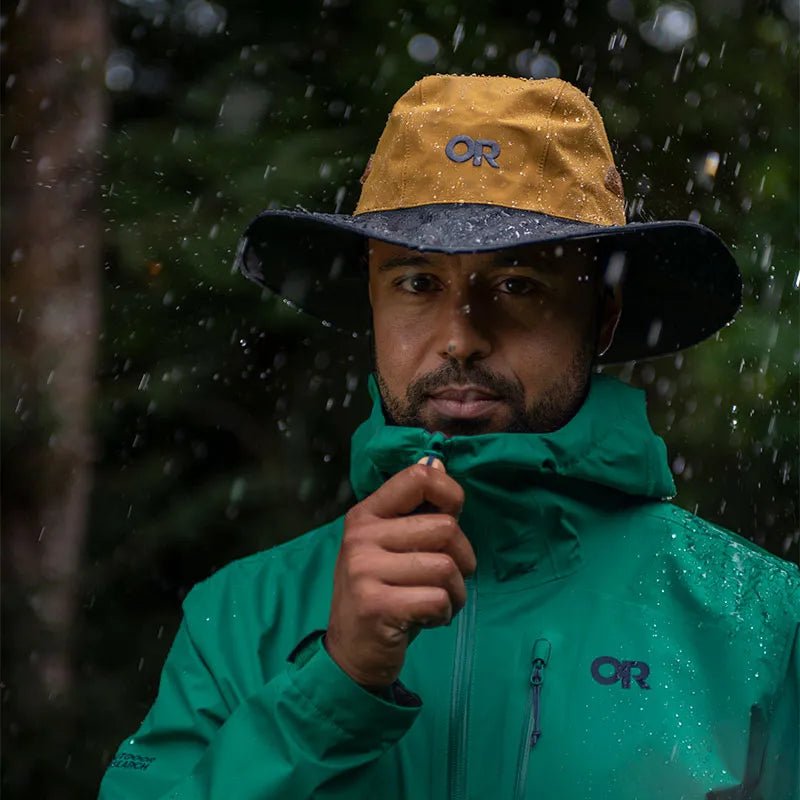 Outdoor Research GORE-TEX Seattle Rain Hat Raining 2