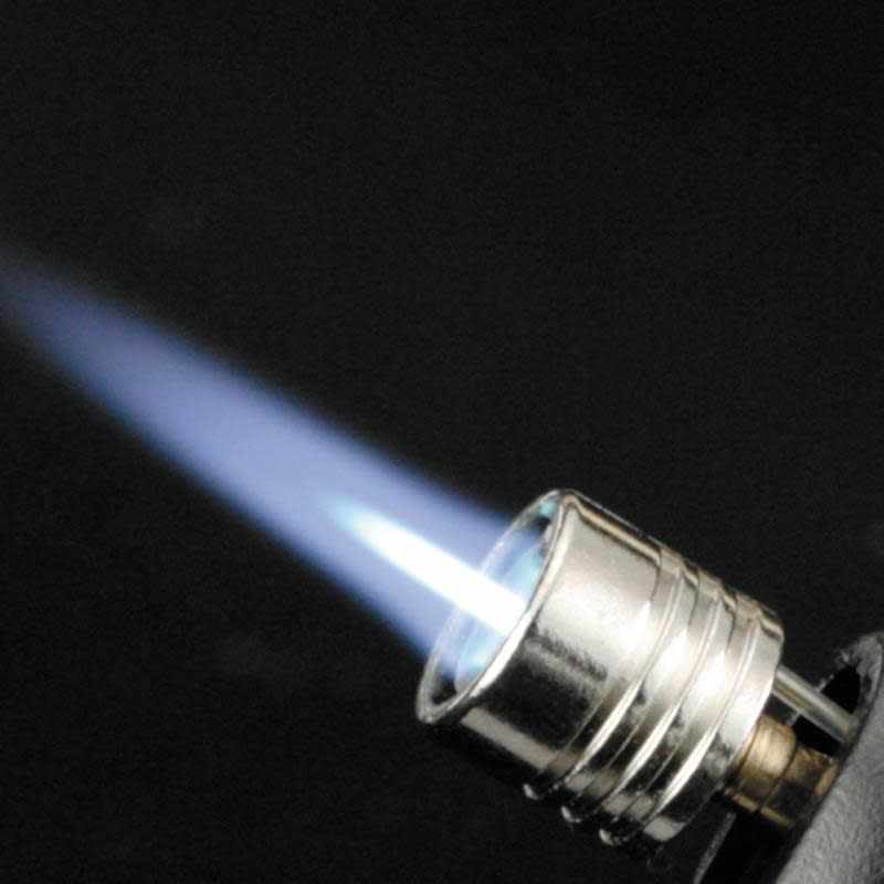 SOTO Pocket Torch Flame Closeup 